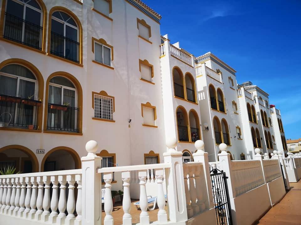Apartment Walsh - La Zenia Orihuela Dış mekan fotoğraf